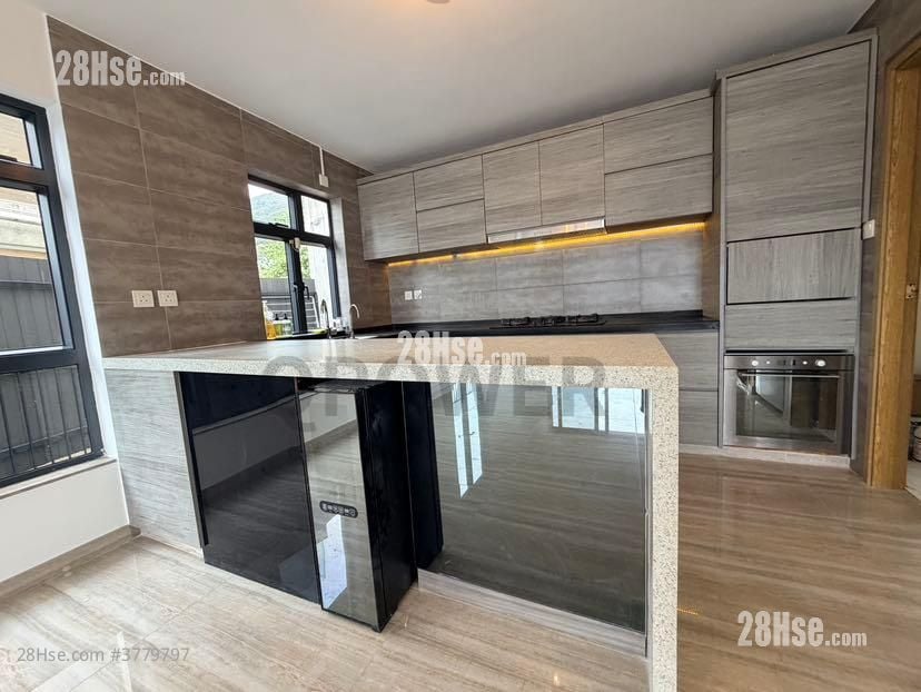 Tai Hang Hau  Rental 5+ Bedrooms