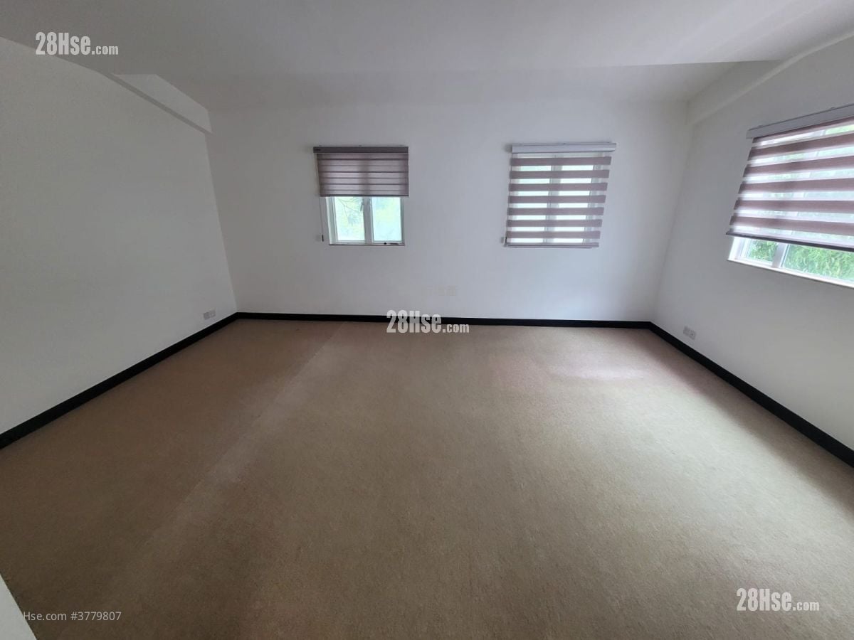 虎地下邨 售盘 4,000 平方尺