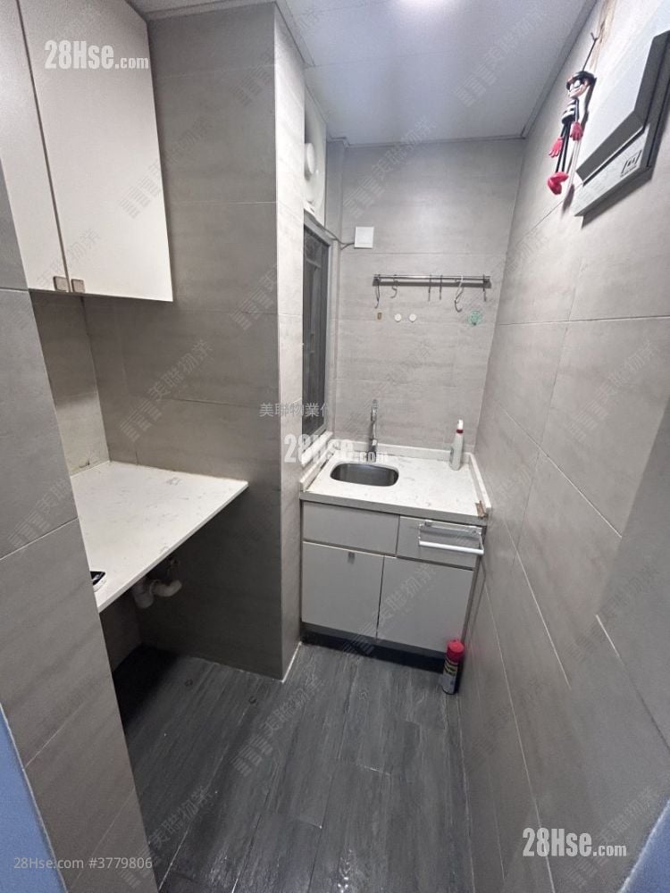 耀辉大厦 售盘 2 房 , 1 浴室 219 平方尺