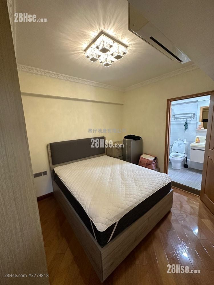 华登大厦 售盘 3 房 , 3 浴室 856 平方尺