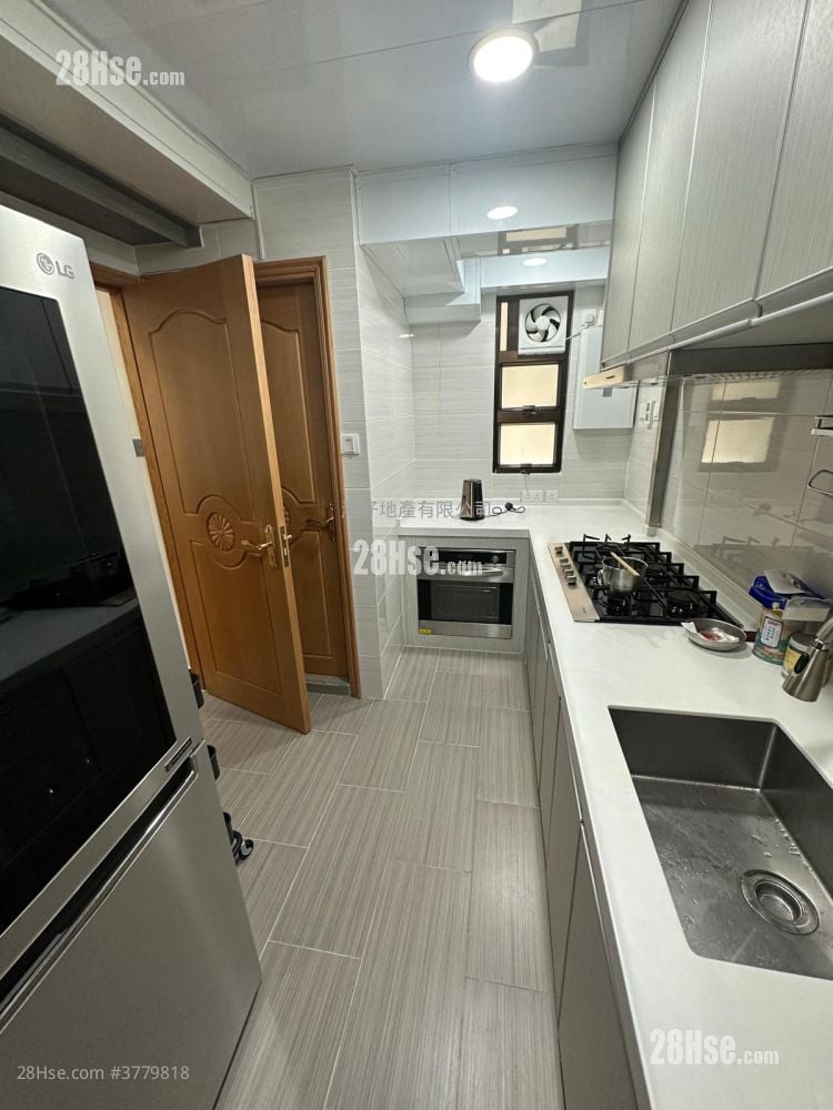 华登大厦 售盘 3 房 , 3 浴室 856 平方尺