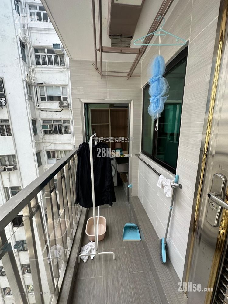 华登大厦 售盘 3 房 , 3 浴室 856 平方尺