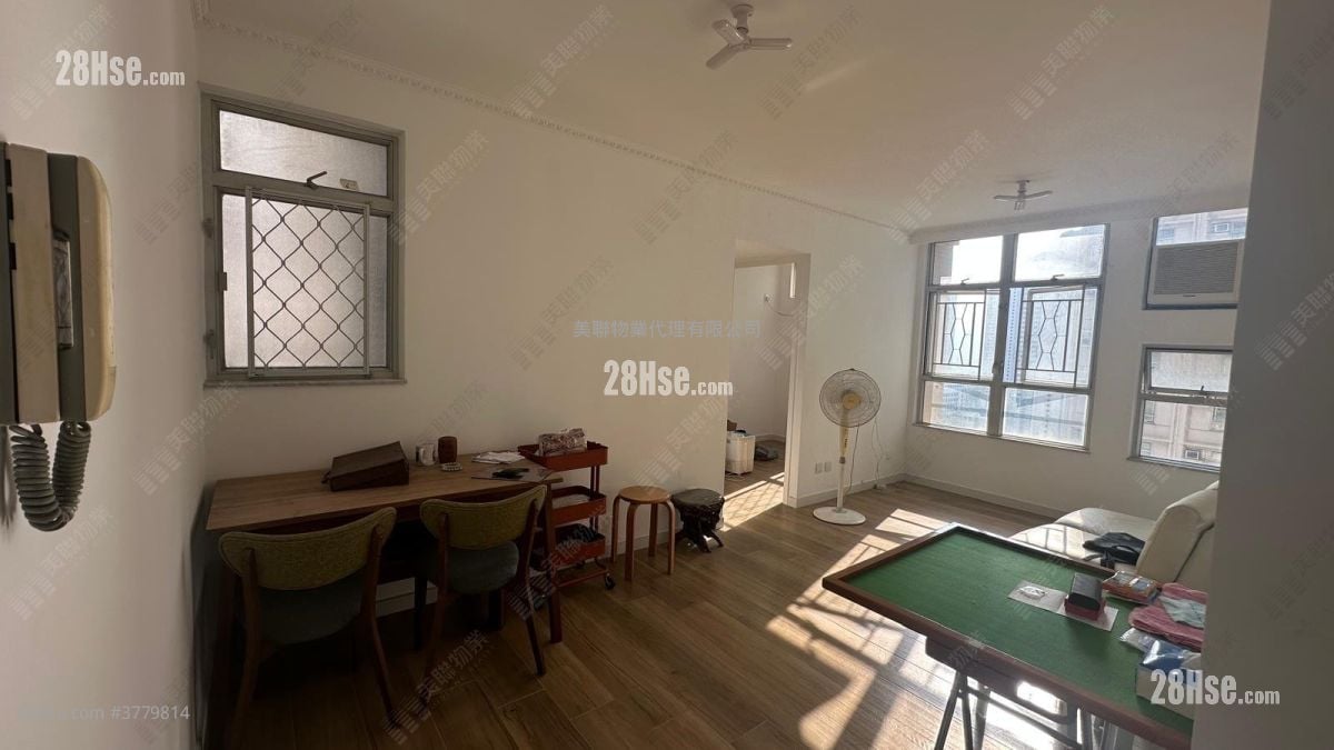 Tin Chung Court Sell 3 Bedrooms 650 ft²