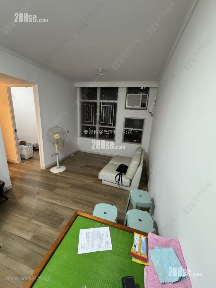 Tin Chung Court Sell 3 Bedrooms 650 ft²