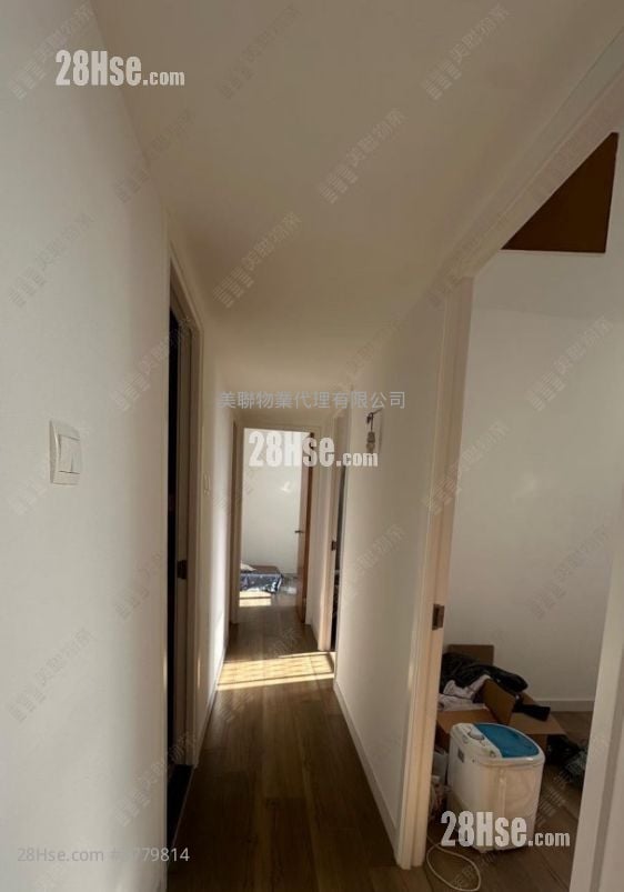 Tin Chung Court Sell 3 Bedrooms 650 ft²