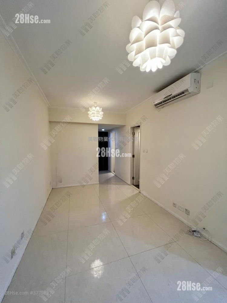 The Beaumount Sell 2 Bedrooms , 1 Bathroom 499 ft²