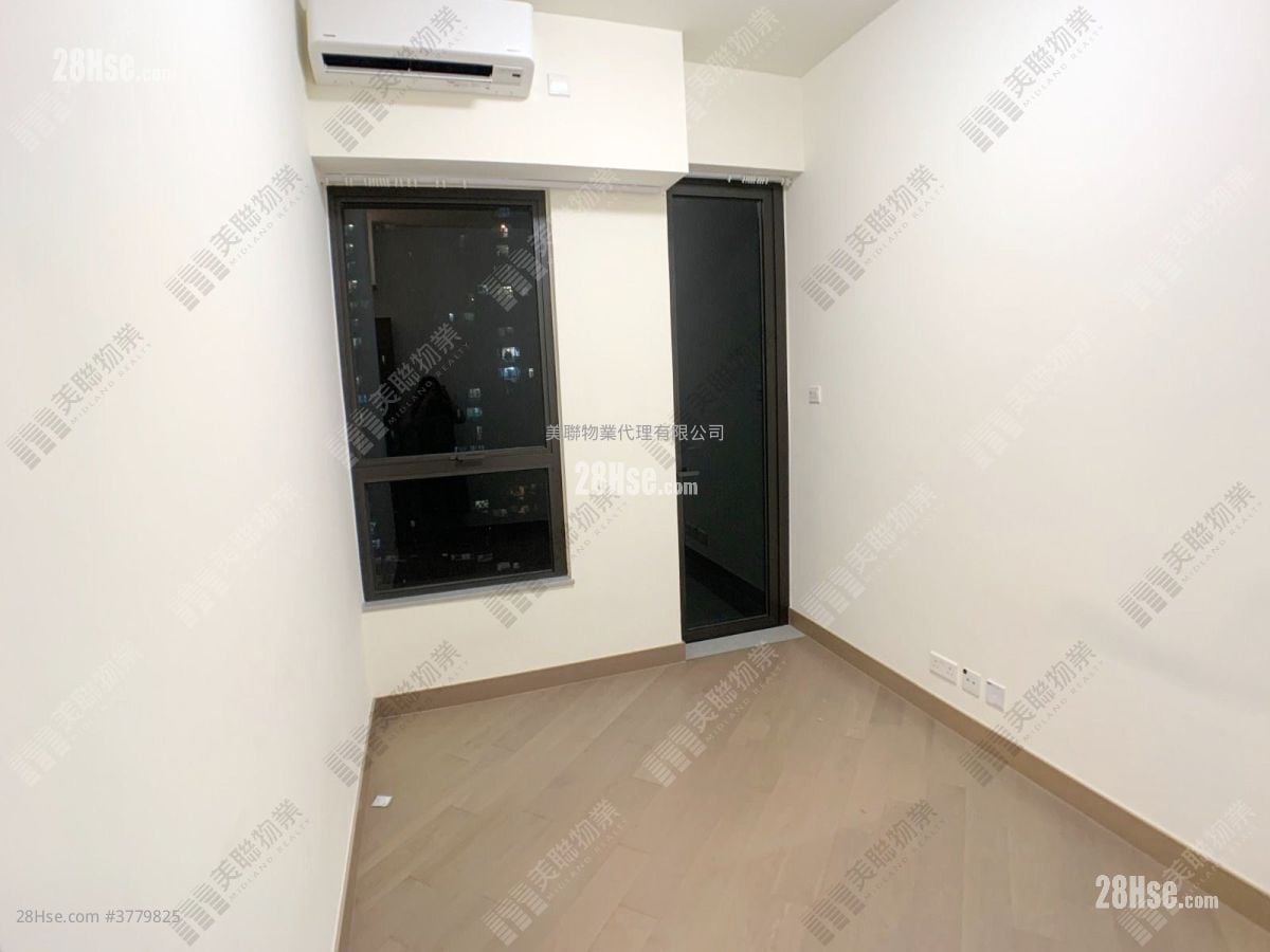 Wings At Sea Sell 2 Bedrooms , 1 Bathroom 472 ft²