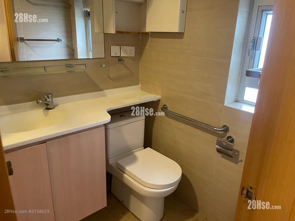 Holford Gardens Rental 2 Bedrooms , 1 Bathroom