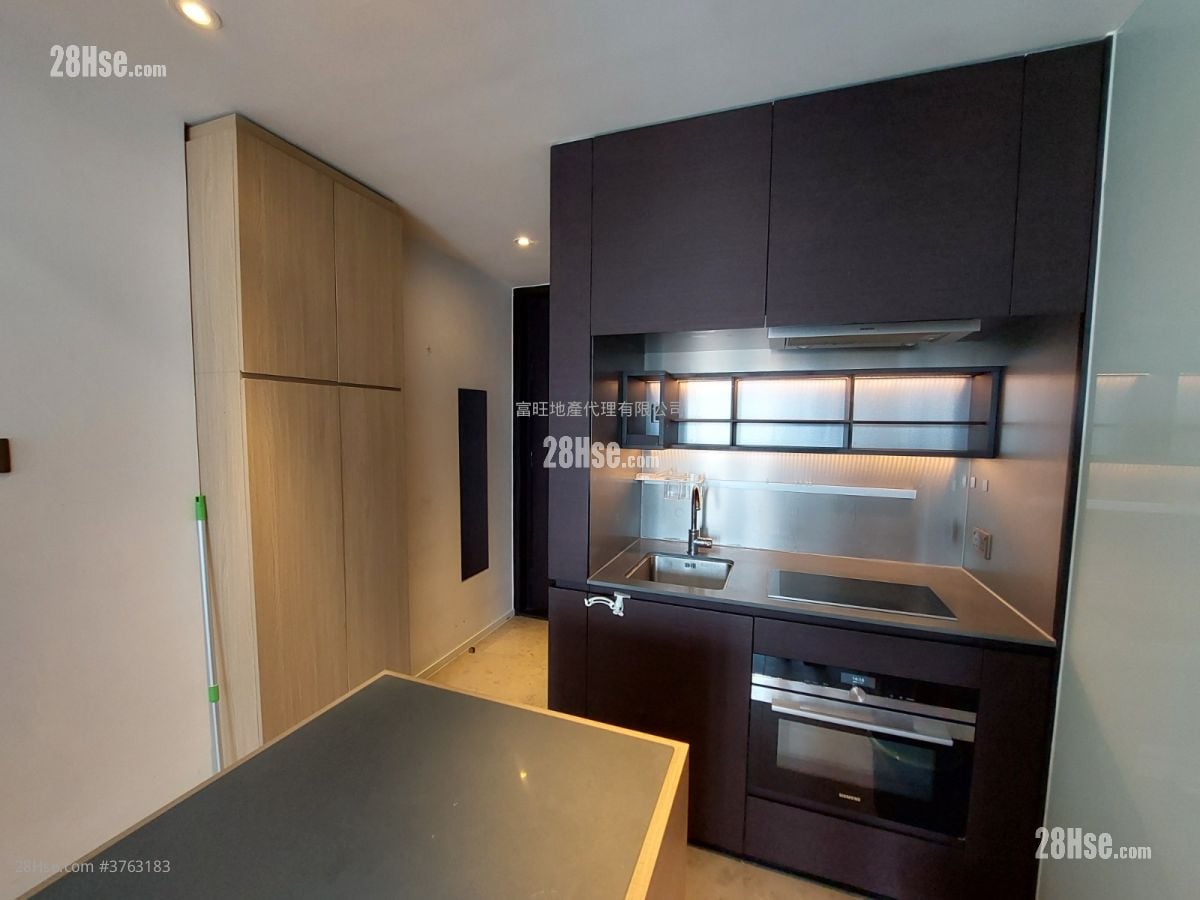 Skypark Sell 1 Bedroom , 1 Bathroom 407 ft²