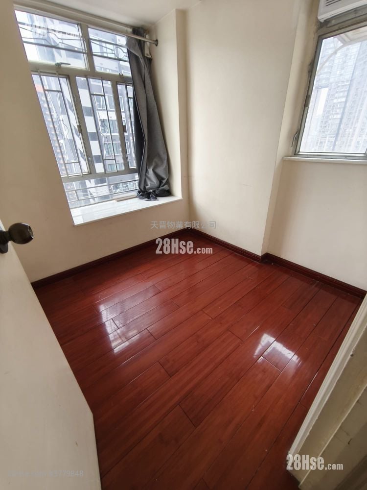 Fortuna Building Rental 2 Bedrooms , 1 Bathroom 252 ft²