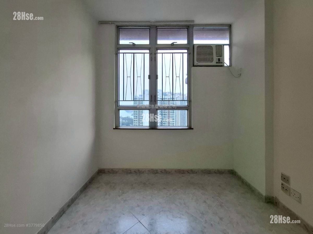 裕东苑 售盘 2 房 426 平方尺