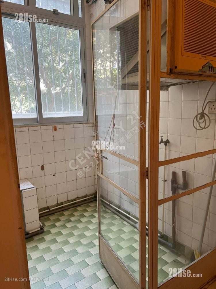 Cheung Wah Estate Sell Studio , 1 Bathroom 277 ft²