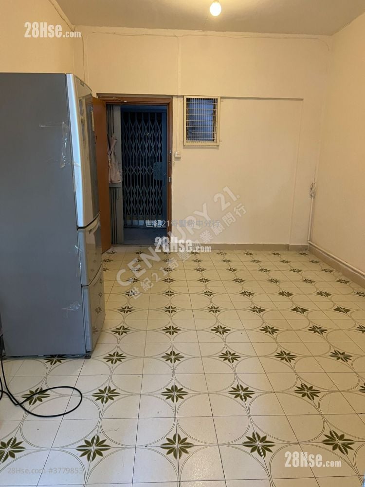 Cheung Wah Estate Sell Studio , 1 Bathroom 277 ft²