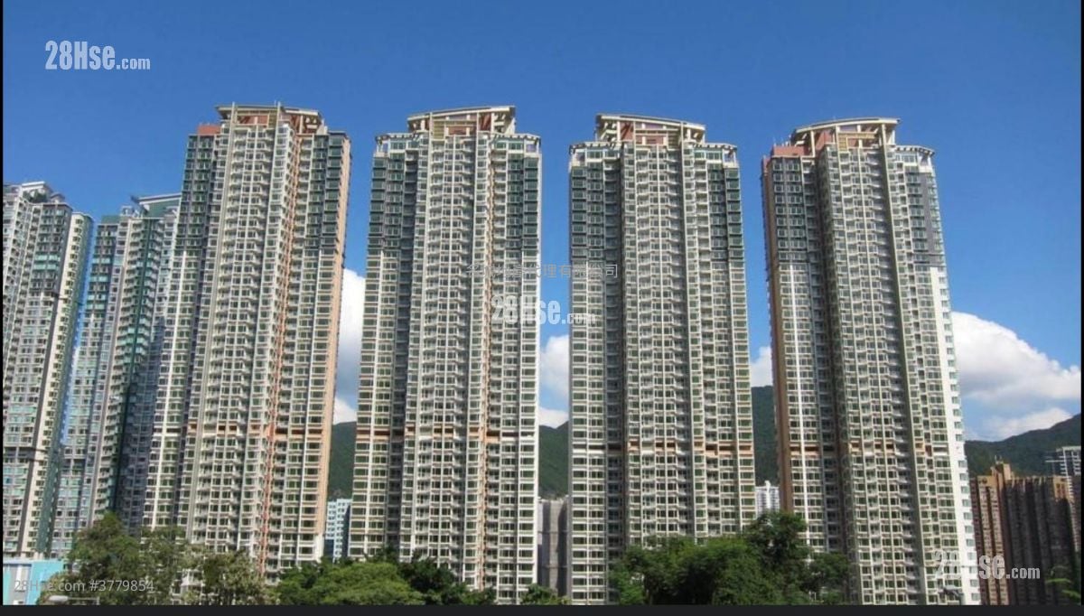 名城 售盘 3 房 , 2 浴室 678 平方尺