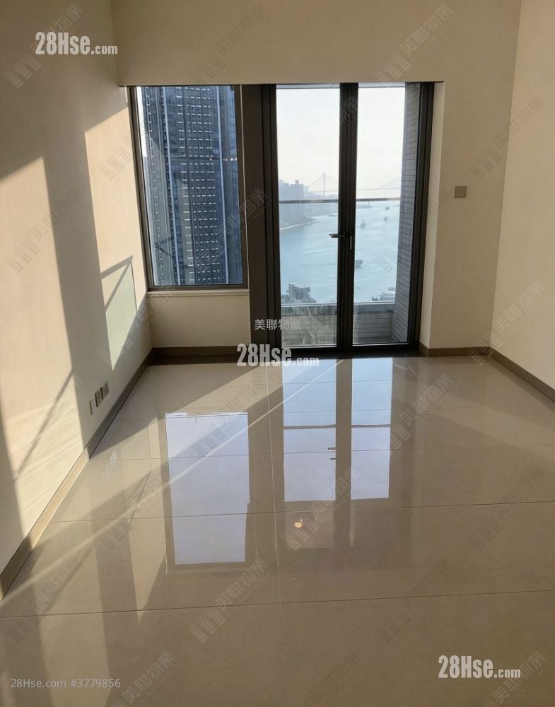 映日湾 售盘 3 房 , 2 浴室 644 平方尺