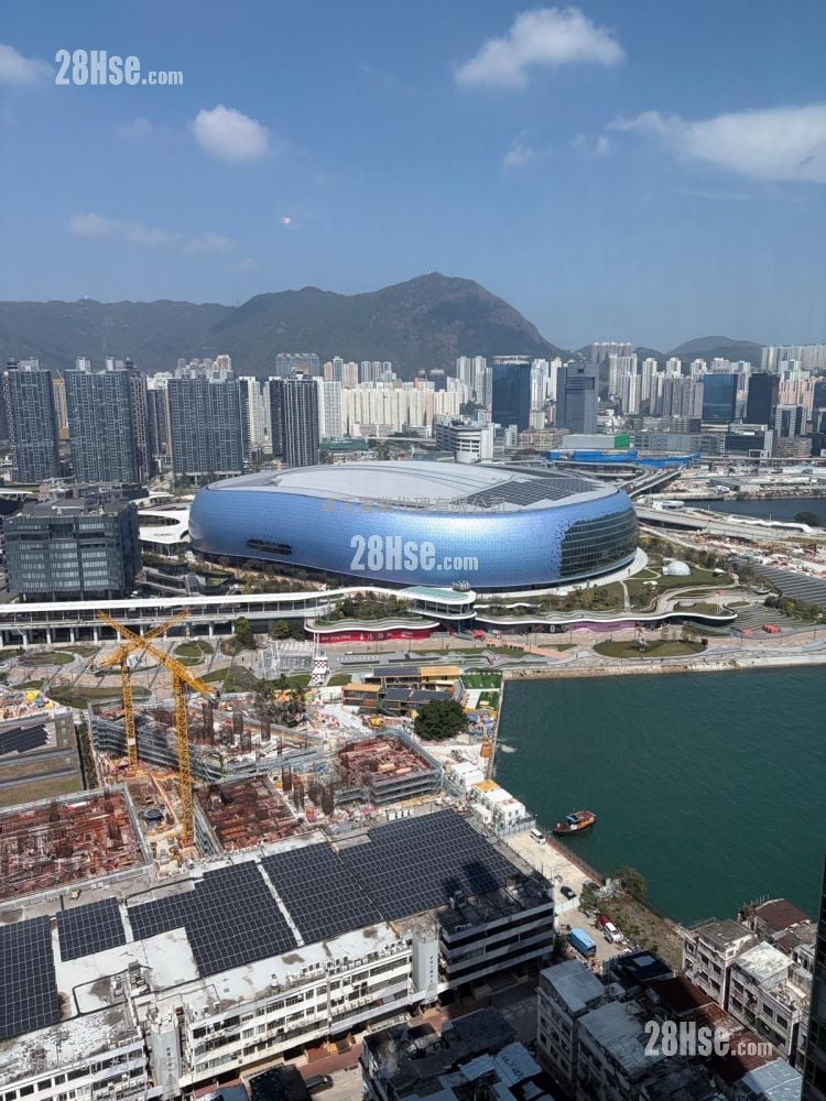 Grand Waterfront Rental 2 Bedrooms , 1 Bathroom 361 ft²