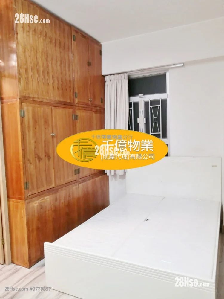 Golden Court Sell 2 Bedrooms 333 ft²