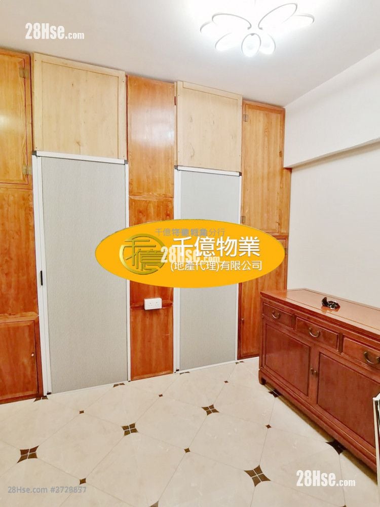 Golden Court Sell 2 Bedrooms 333 ft²