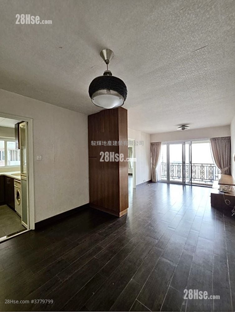 Pacific Palisades Sell 3 Bedrooms , 1 Bathroom 843 ft²