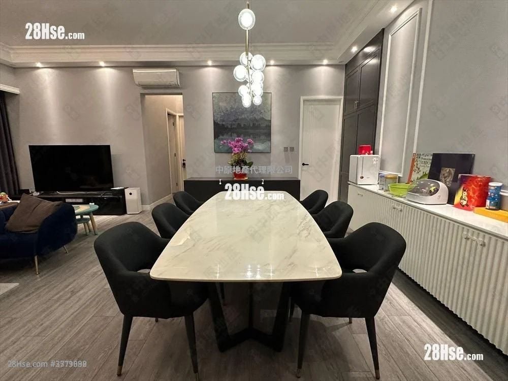 The Cairnhill Sell 4 Bedrooms , 4 Bathrooms 899 ft²