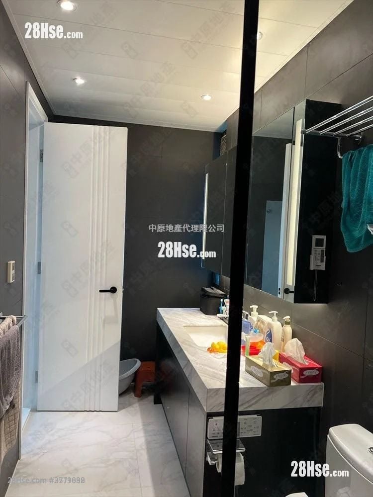 The Cairnhill Sell 4 Bedrooms , 4 Bathrooms 899 ft²