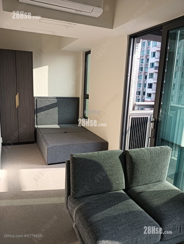 Yoho West Sell Studio , 1 Bathroom 266 ft²