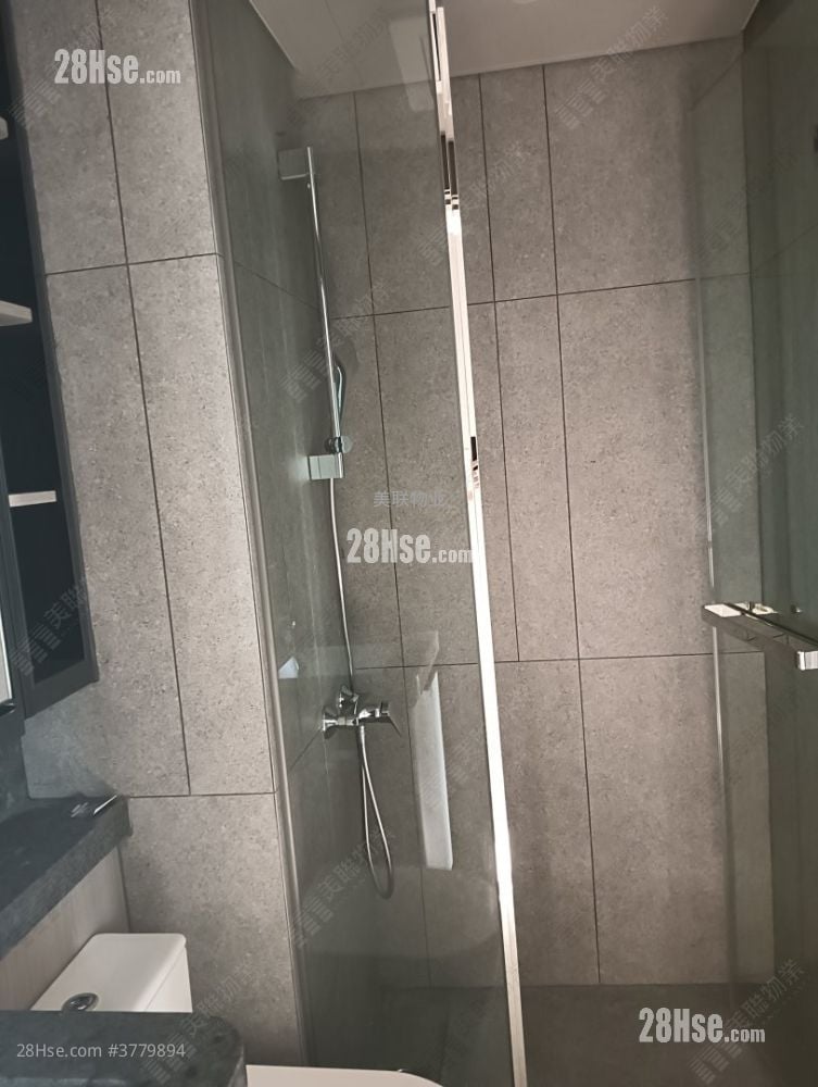 Yoho West Sell Studio , 1 Bathroom 266 ft²