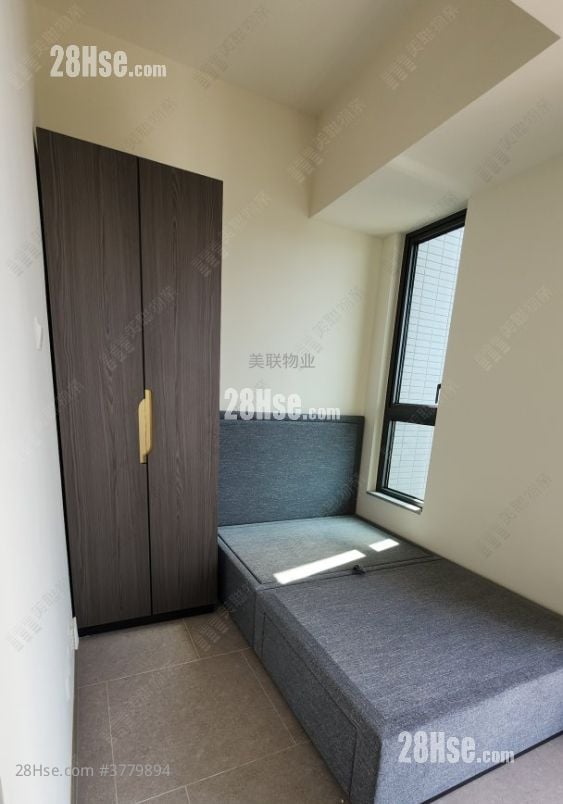 Yoho West Sell Studio , 1 Bathroom 266 ft²