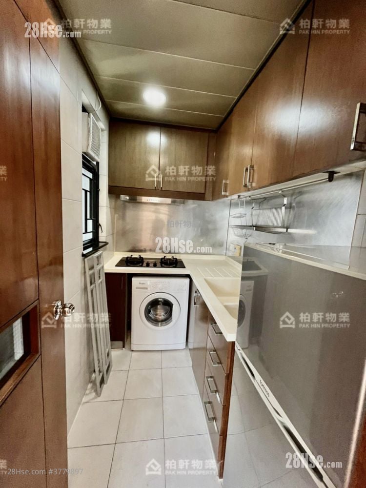 御皇台 售盘 2 房 , 1 浴室 379 平方尺