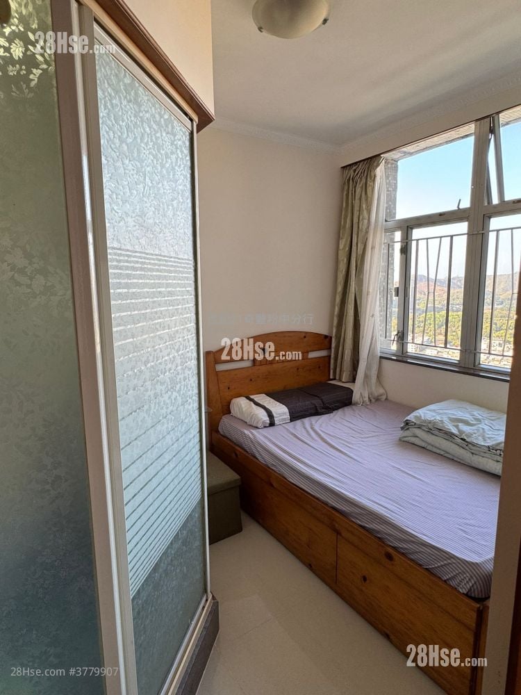 Ka Shing Court Sell 2 Bedrooms , 1 Bathroom 541 ft²