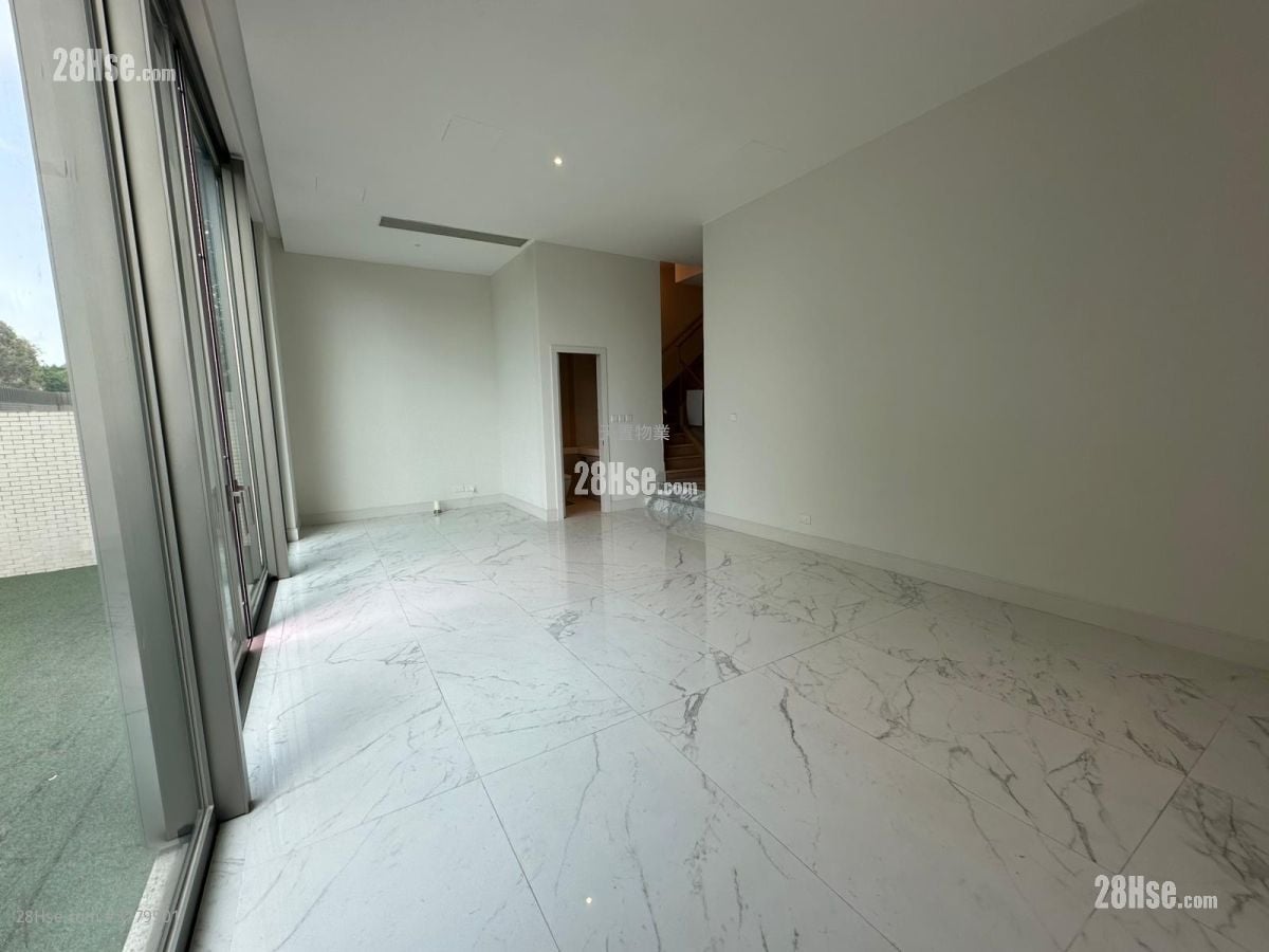 La Aldea Sell 4 Bedrooms , 3 Bathrooms 2,610 ft²