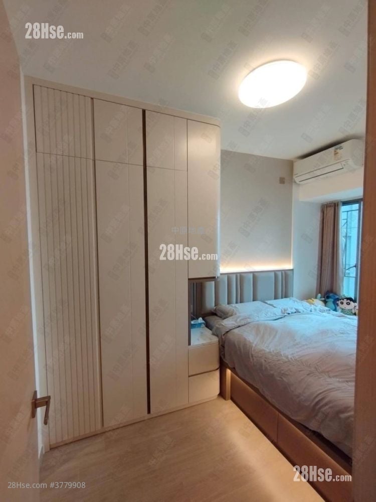 Sausalito Sell 3 Bedrooms 755 ft²