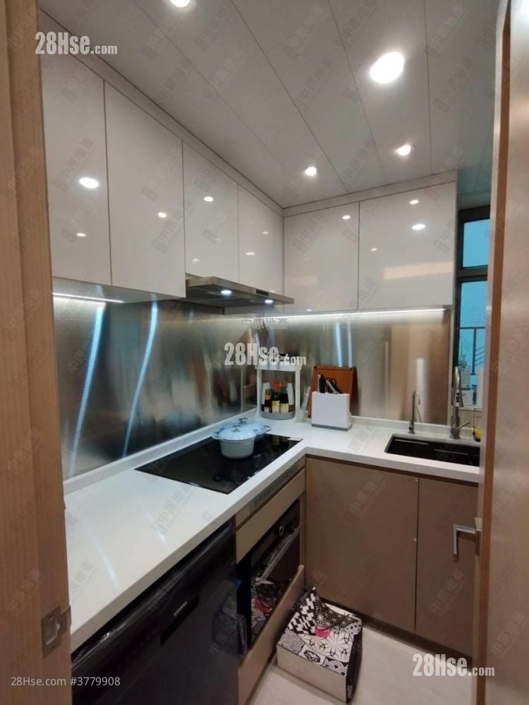 Sausalito Sell 3 Bedrooms 755 ft²