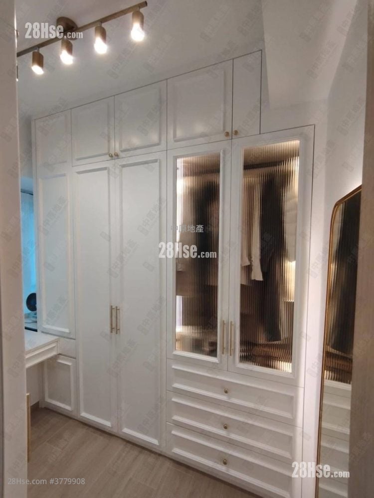 Sausalito Sell 3 Bedrooms 755 ft²