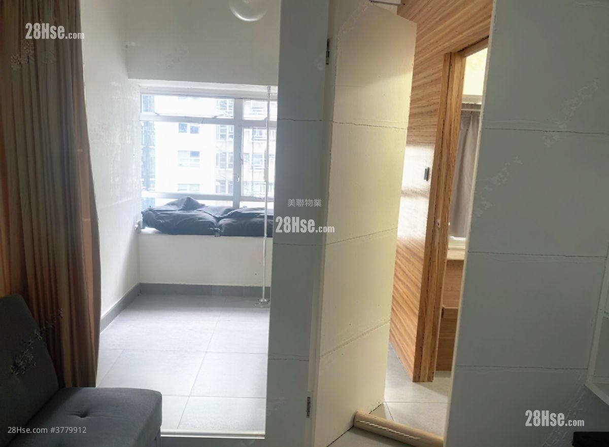 Tsuen King Garden Sell 2 Bedrooms 435 ft²