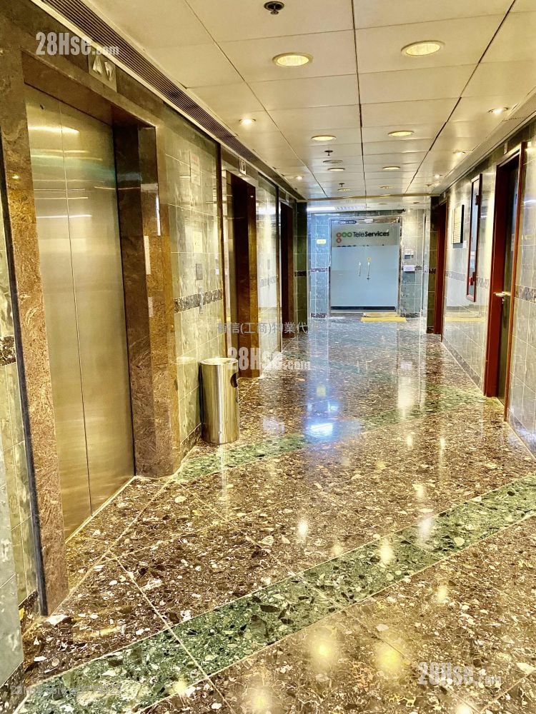 定丰中心 租盘 305 平方尺