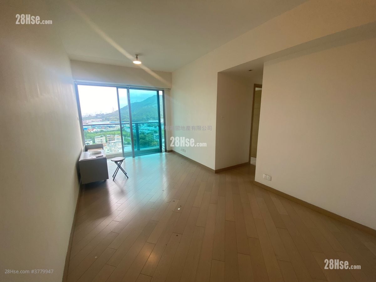 峻峦 售盘 3 房 , 2 浴室 925 平方尺