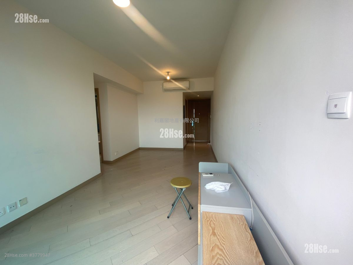 峻峦 售盘 3 房 , 2 浴室 925 平方尺