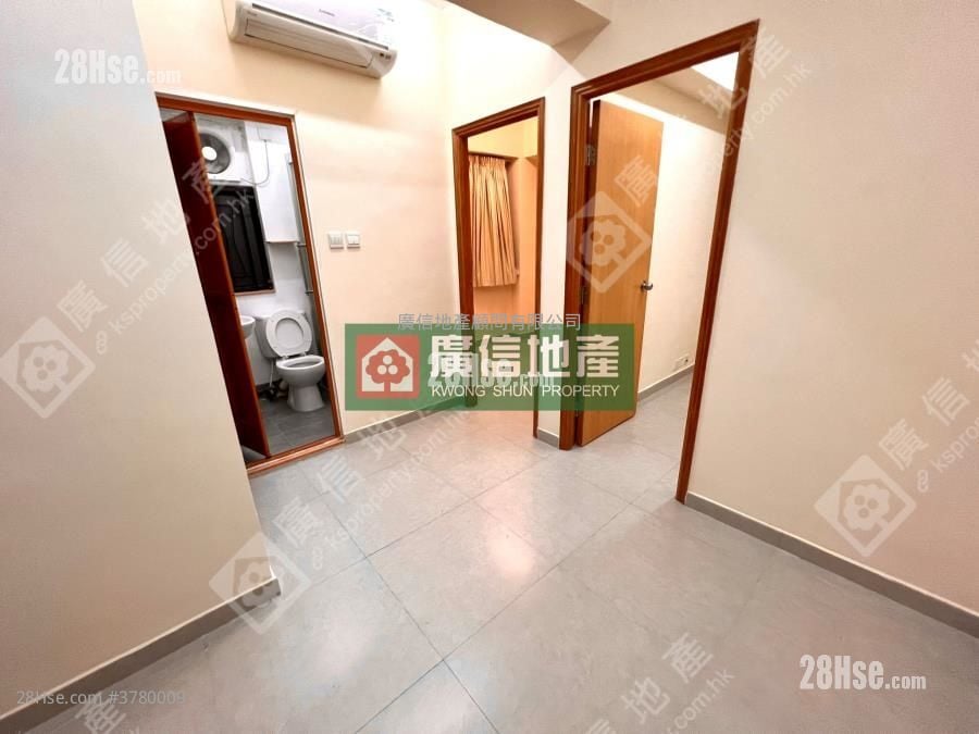 德仁大厦 售盘 2 房 , 1 浴室 302 平方尺