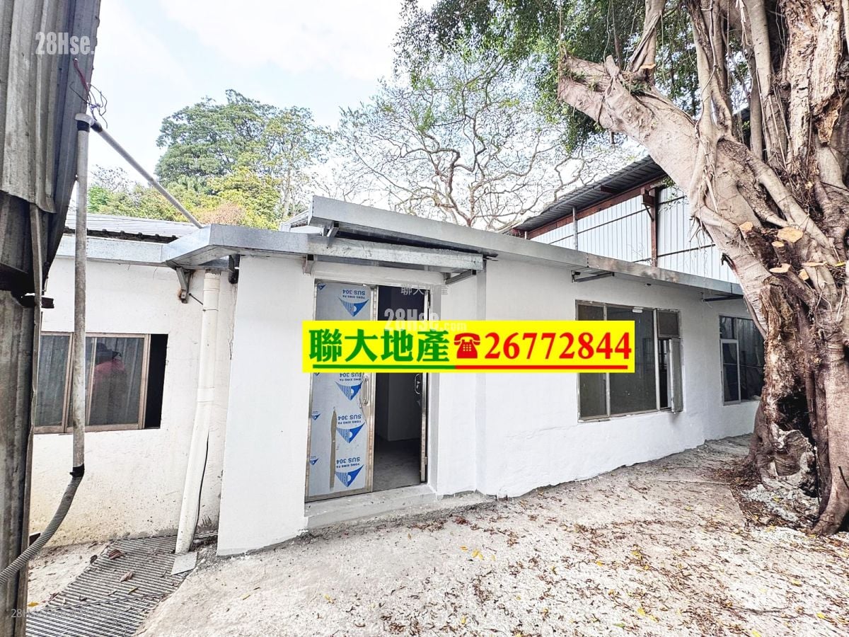 Land Rental 8,600 ft²