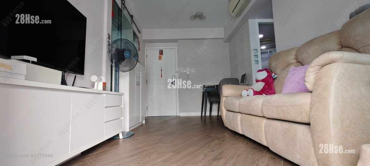 La Costa Sell 2 Bedrooms , 1 Bathroom 465 ft²