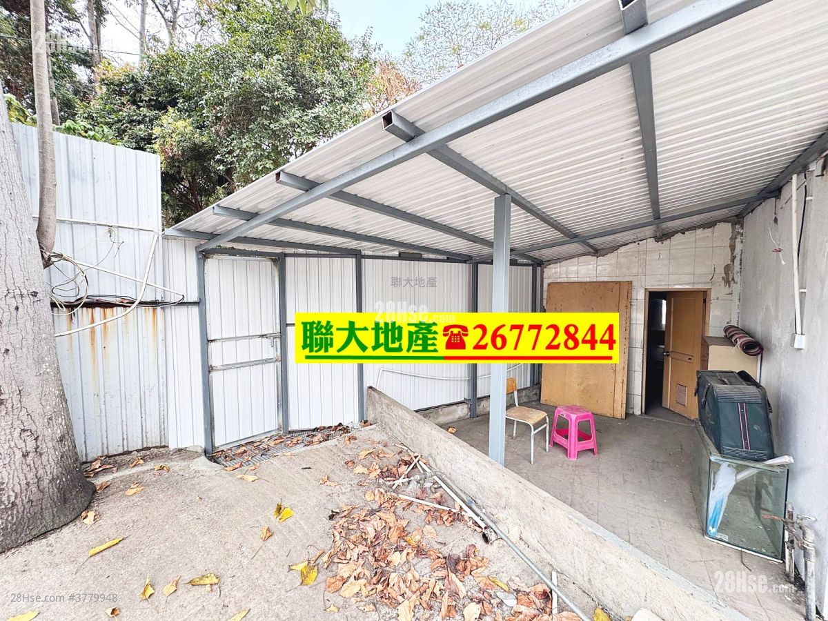 Land Rental 8,600 ft²