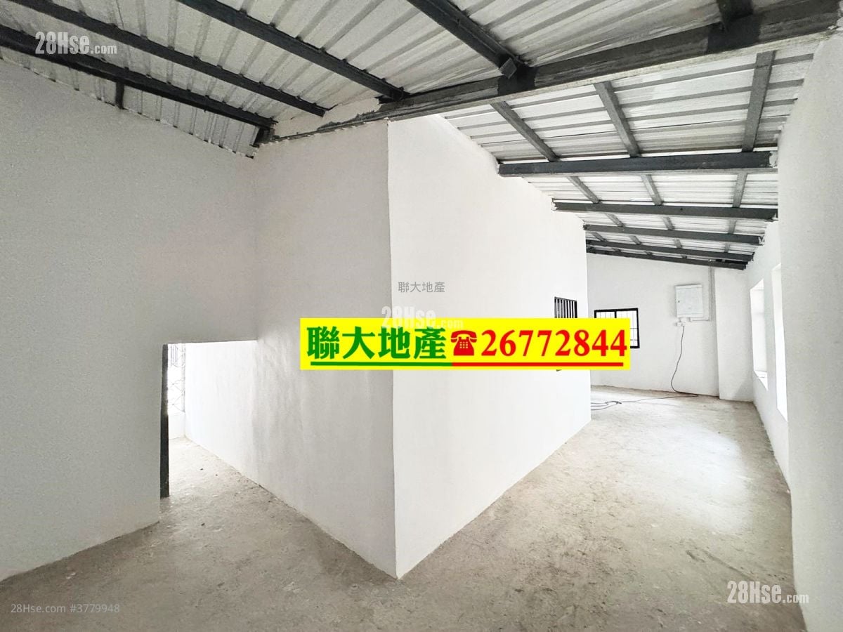 Land Rental 8,600 ft²