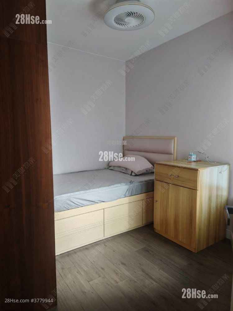 La Costa Sell 2 Bedrooms , 1 Bathroom 465 ft²