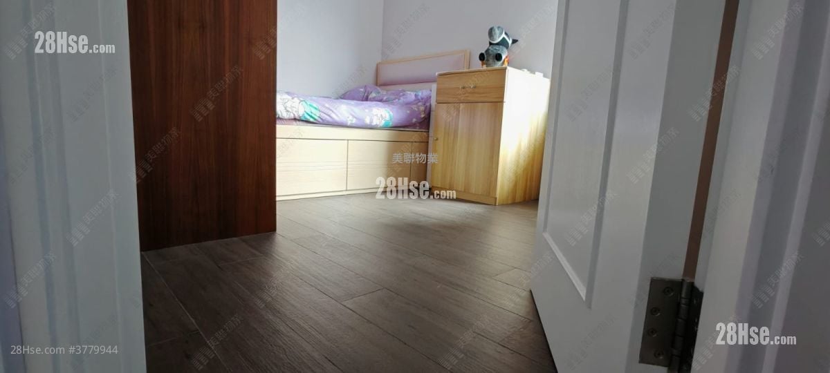 La Costa Sell 2 Bedrooms , 1 Bathroom 465 ft²