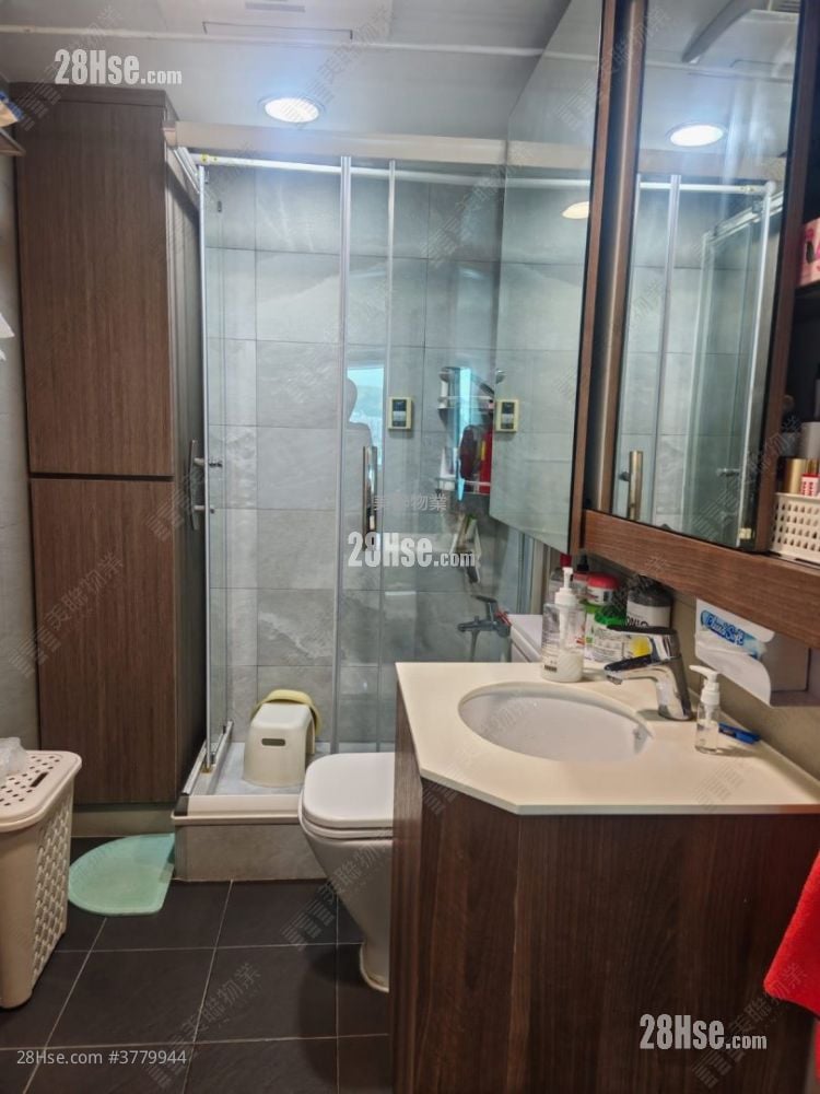 La Costa Sell 2 Bedrooms , 1 Bathroom 465 ft²