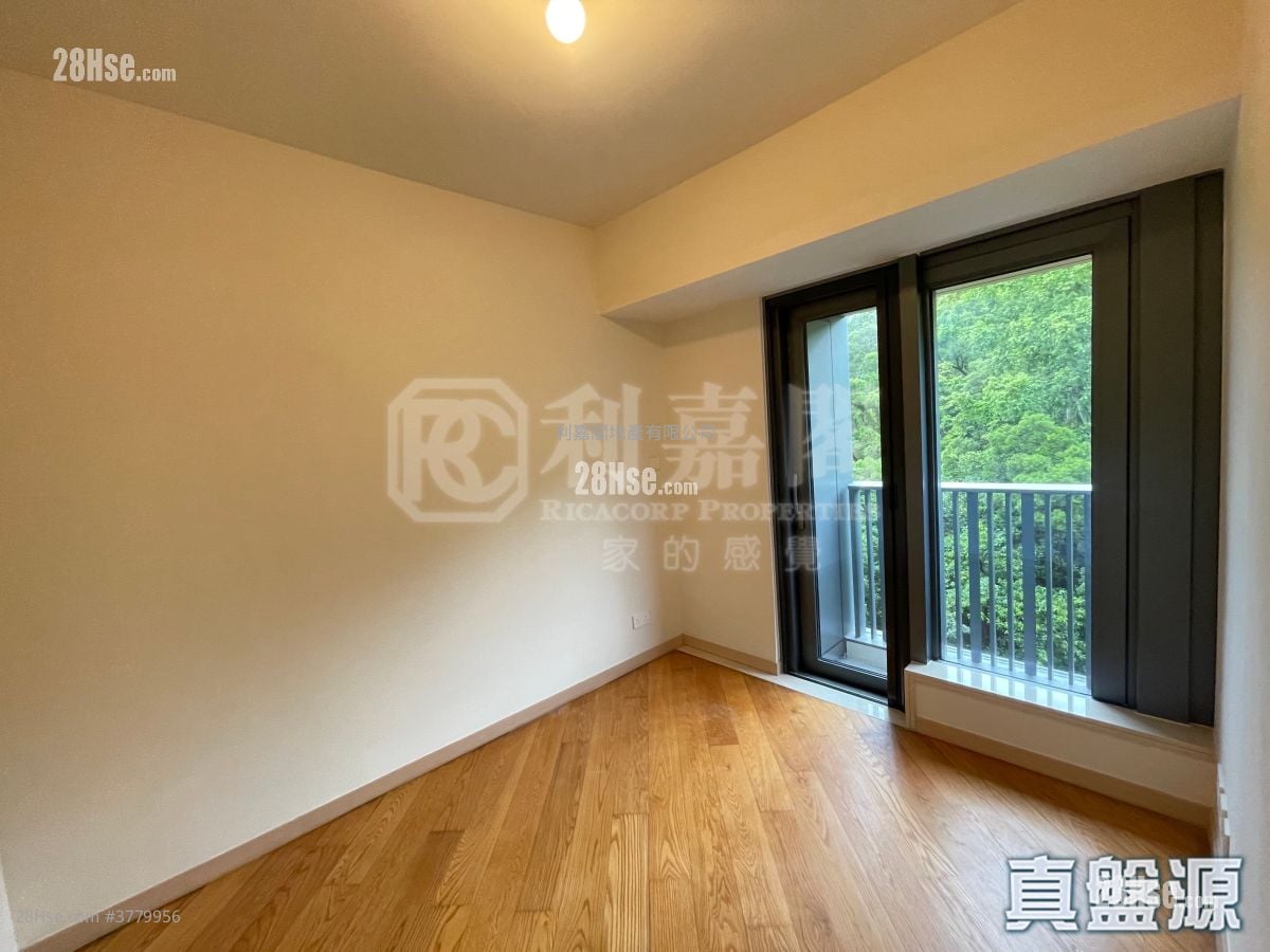 The Regent Sell 2 Bedrooms 457 ft²