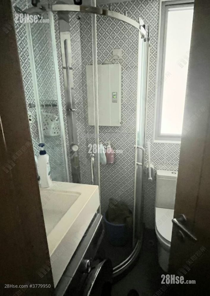 Ocean One Sell 2 Bedrooms 559 ft²