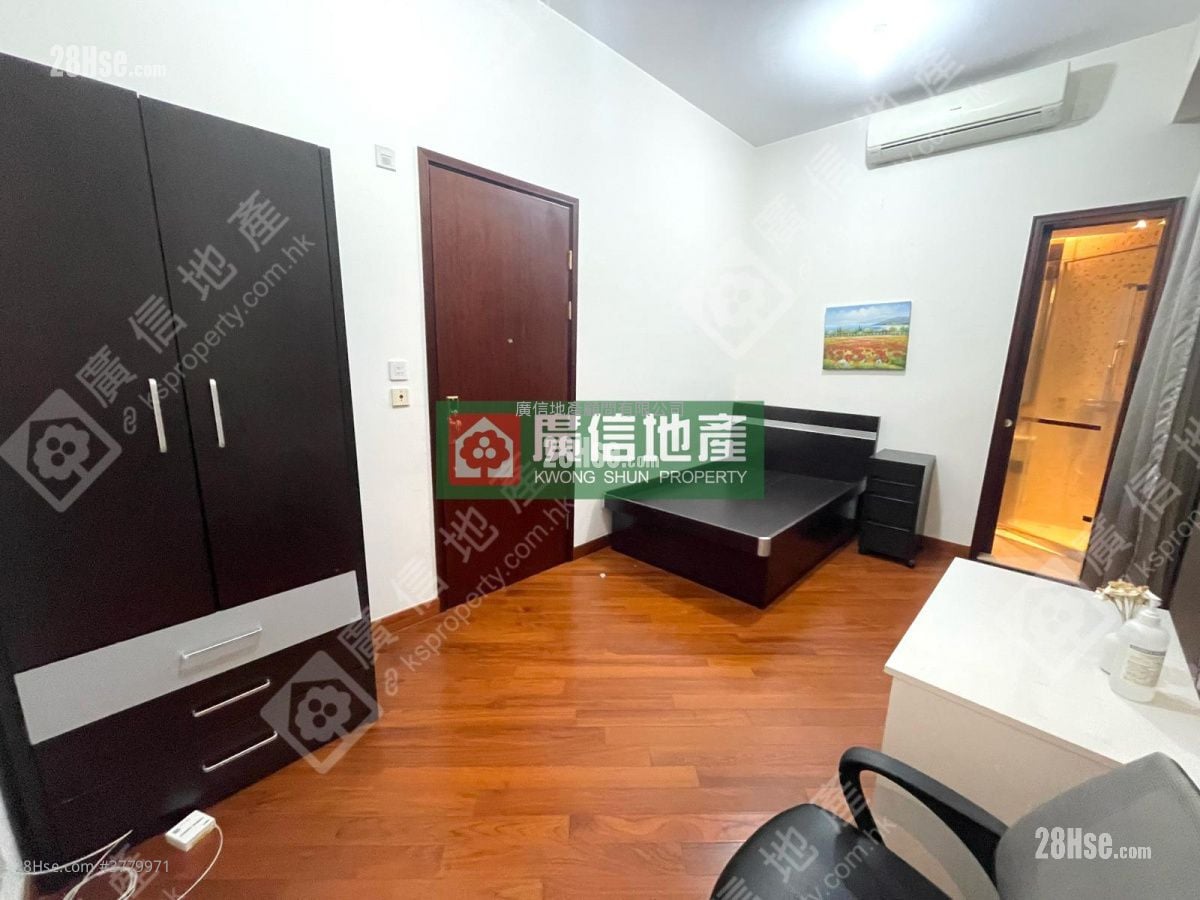 Park Ivy Sell Studio , 1 Bathroom 256 ft²