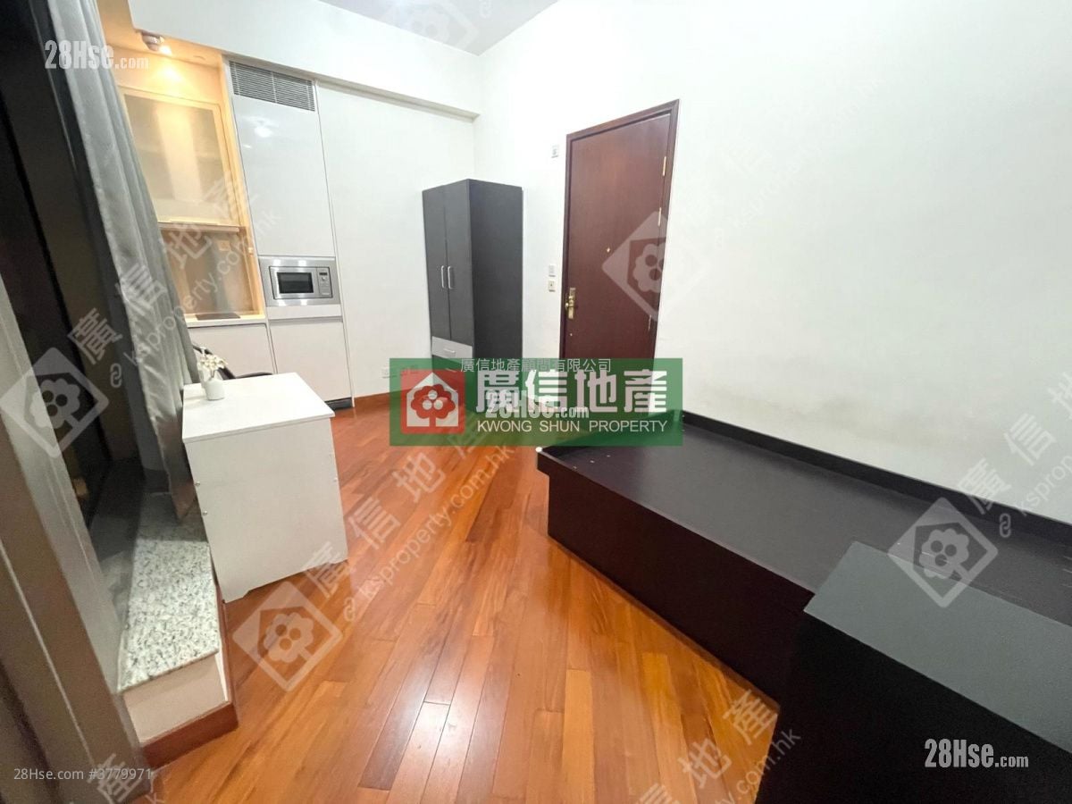 Park Ivy Sell Studio , 1 Bathroom 256 ft²